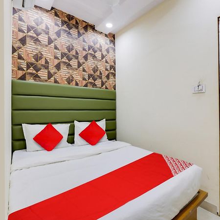 Hotel O Kb Villa Ahmedabad Buitenkant foto