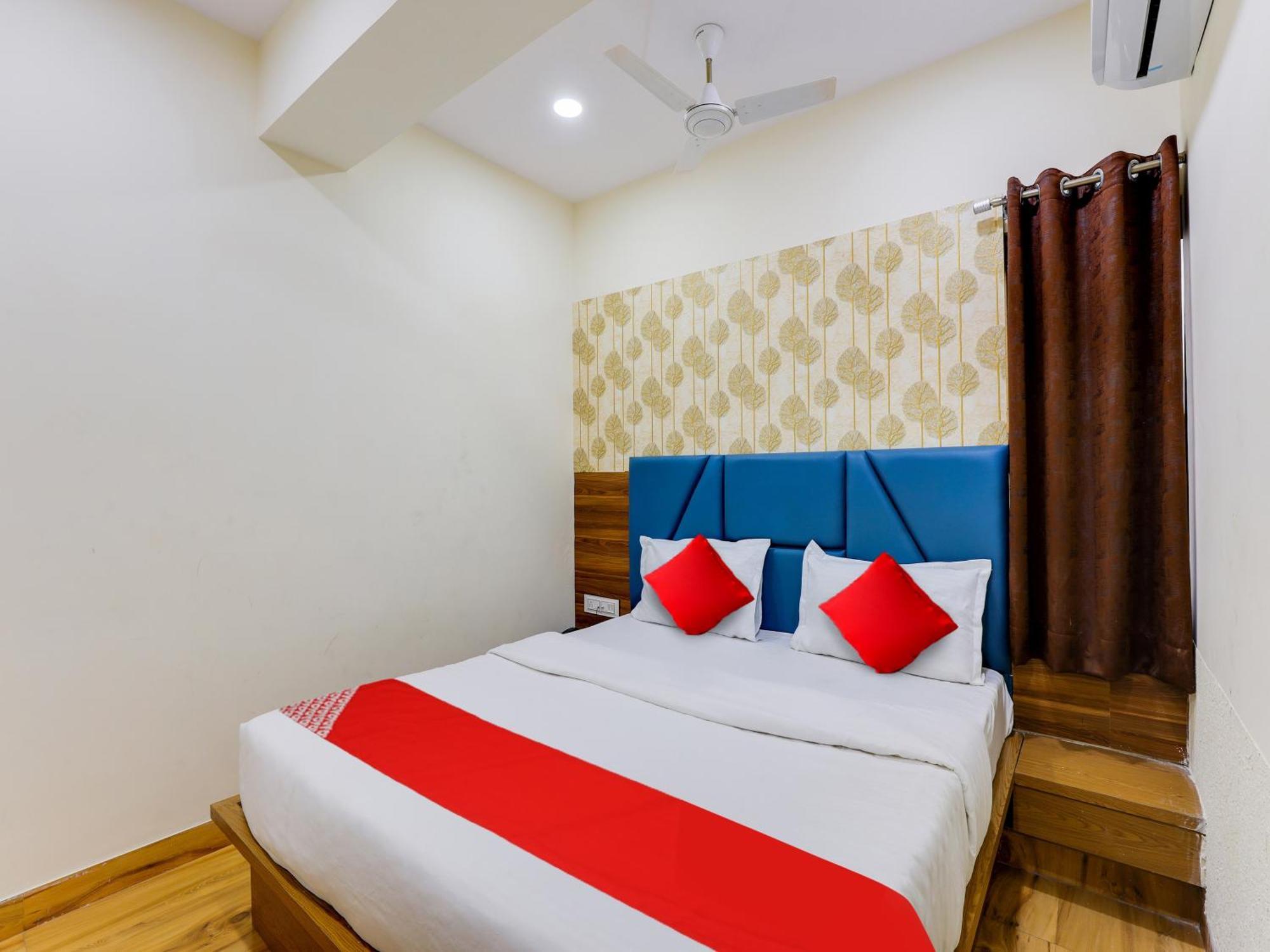 Hotel O Kb Villa Ahmedabad Buitenkant foto