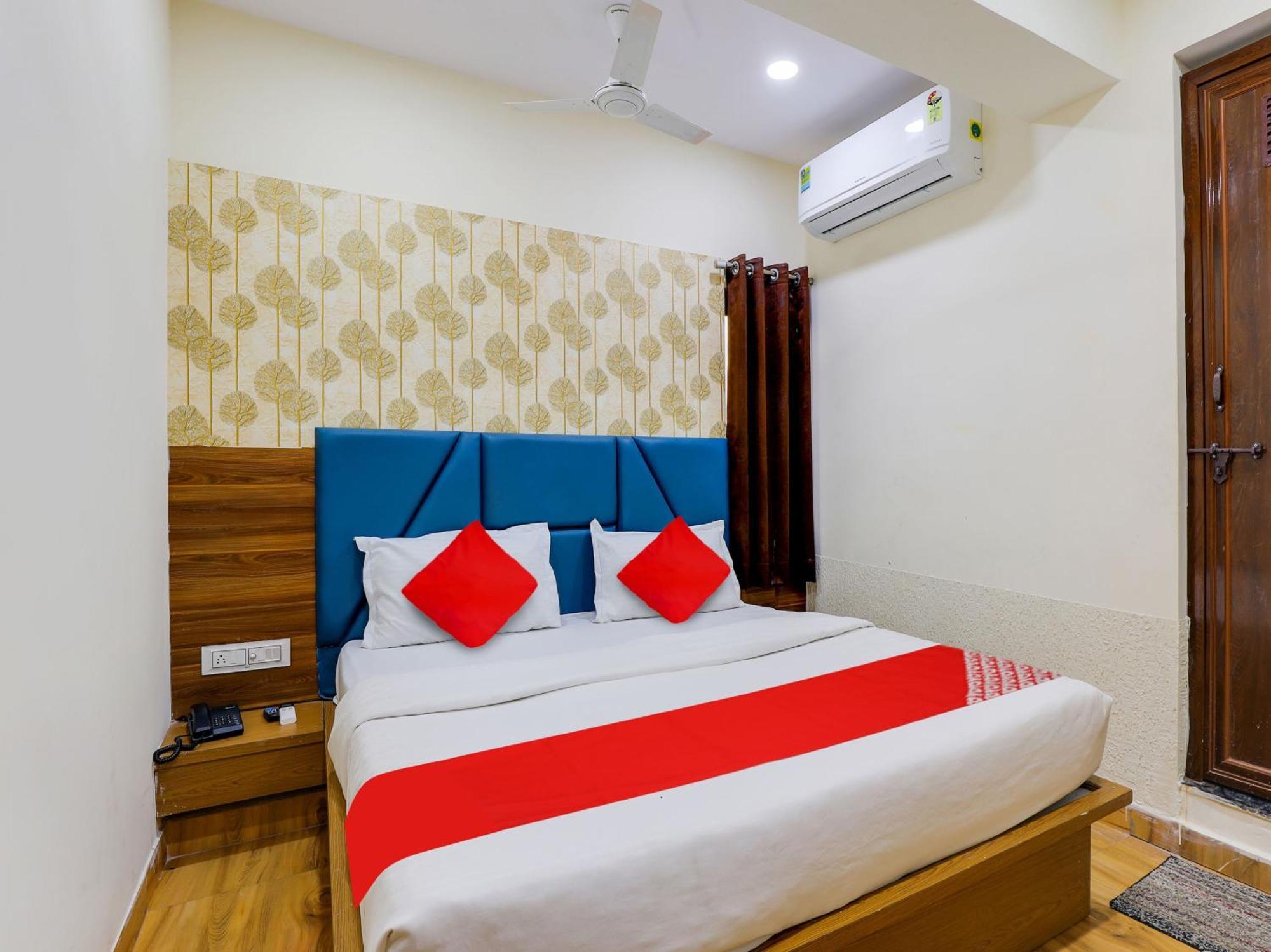 Hotel O Kb Villa Ahmedabad Buitenkant foto
