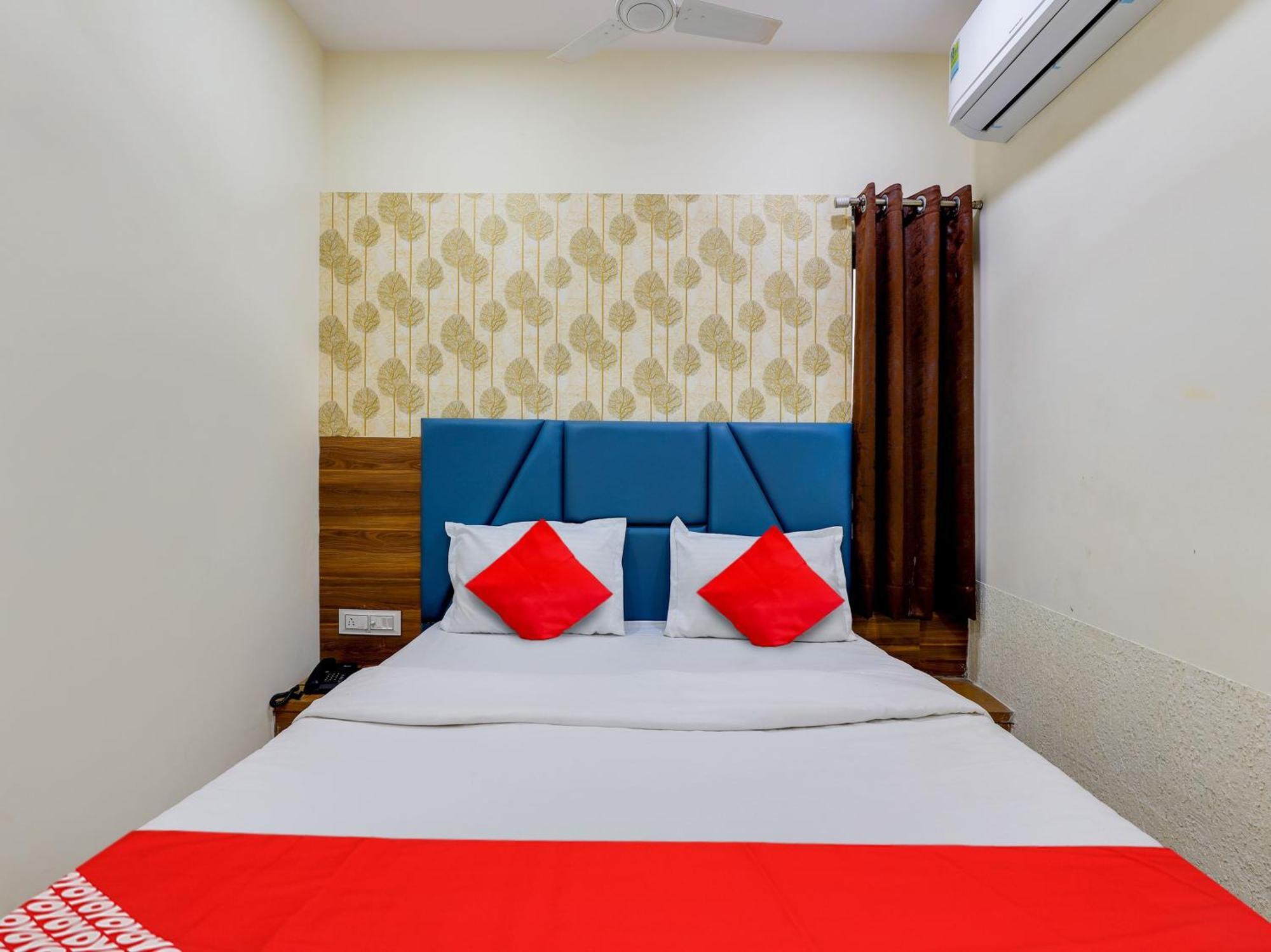 Hotel O Kb Villa Ahmedabad Buitenkant foto